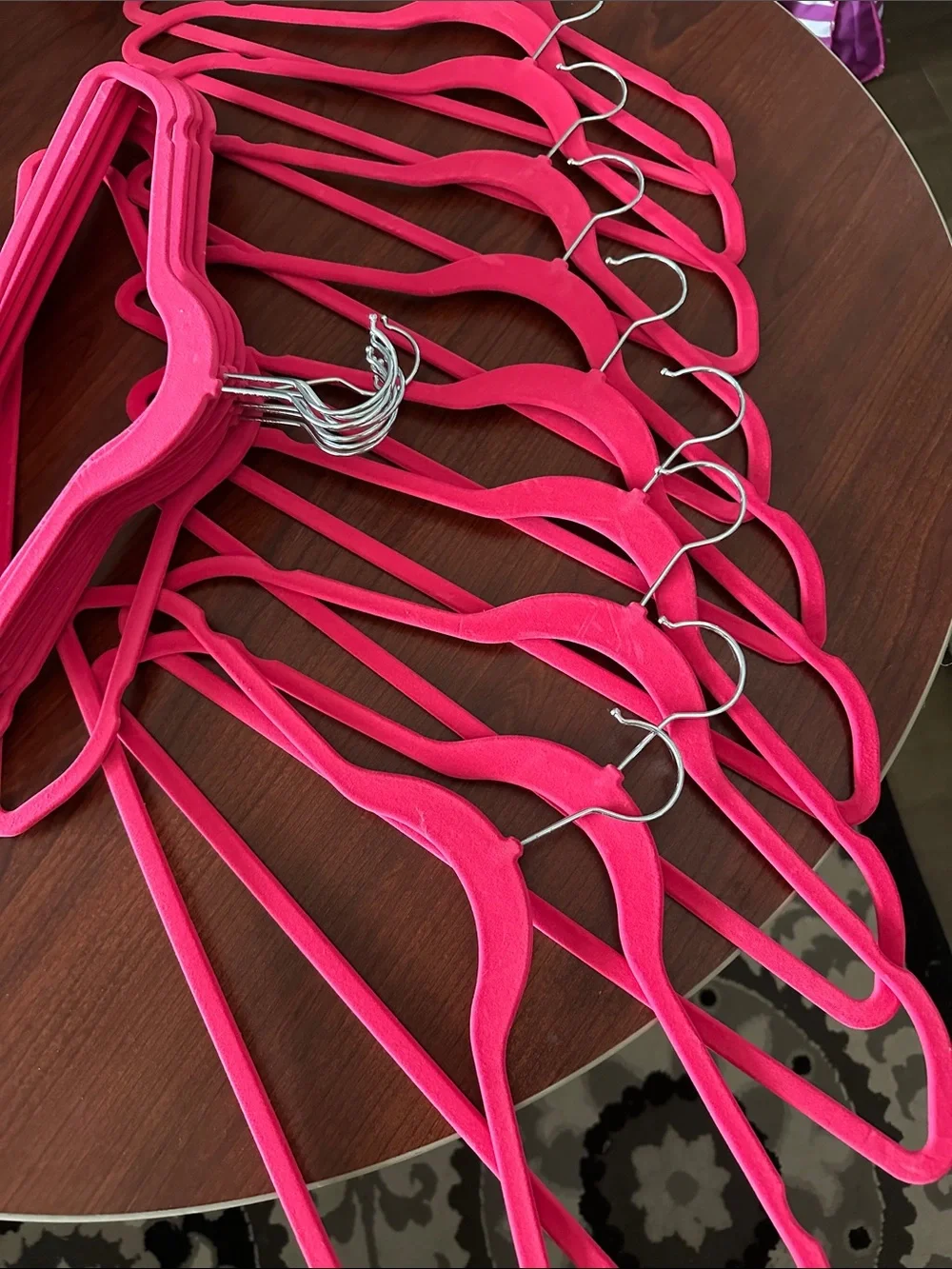 Set of 20 Vibrant Pink Velvet Non-Slip Slim Women's Hangers with Silver Hooks